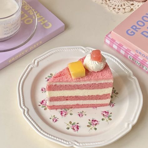 Pink Foods, Clothing Haul, E Dawn, Pastel Pink Aesthetic, Aesthetic Pinterest, Kawaii Food, Food Is Fuel, Breakfast Dessert, Cafe Food