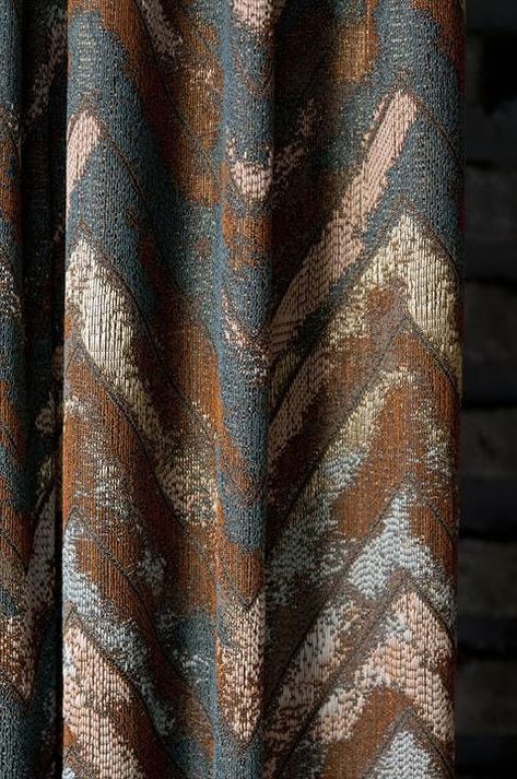 Industrial Curtains Living Room, Printed Curtains Bedroom, Brown Curtains Living Room, Trendy Curtains, Linen Curtains Living Room, Rust Curtains, Curtain Dimensions, Western Curtains, Cabin Curtains