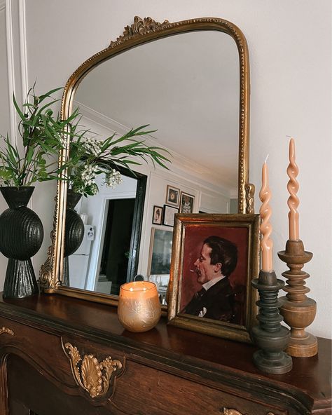 Mantle Decor With Mirror, Fall Floral Stems, Inspirational Homes, Fall Mantle Decor, Black Candle Holders, Gold Framed Mirror, Fall Mantle, Black Candle, Black Vase