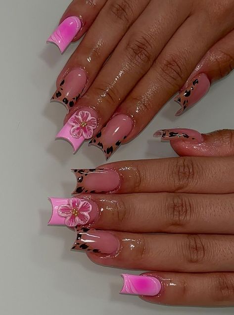 Dope Nail Designs Square, Nail Designs Square, Colored Acrylic Nails, Girly Acrylic Nails, Simple Acrylic Nails, Dope Nail Designs, Short Square Acrylic Nails, Pearl Nails, Unique Acrylic Nails