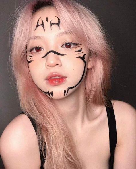 Female Cosplay Ideas, Easy Anime Cosplay, Anime Brown Hair, Easy Cosplay Ideas, Holloween Makeup, Easy Cosplay, Halloween Makeup Easy, Anime Cosplay Costumes, Anime Songs