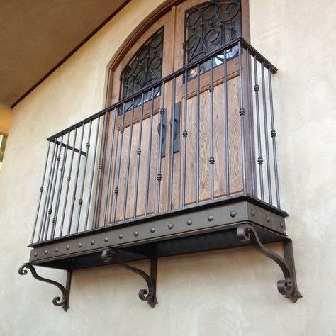 French Balcony Ideas, Wrought Iron Balcony Railing, Wrought Iron Balcony, Modern Balcony Ideas, Iron Balcony Railing, Juliette Balcony, French Balcony, Juliet Balcony, Glass Balcony