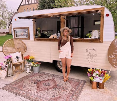 Pella native opens mobile coffee shop, cocktail bar Camper Bar, Mobile Bar Cart, Coffee Food Truck, Mobile Cocktail Bar, Mobile Cafe, Mobile Coffee Shop, Coffee Trailer, Coffee Van, Mobile Coffee