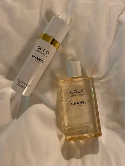 Chanel coco mademoiselle oil Chanel aesthetics Chanel Perfumes, Mademoiselle Perfume, Moisture Mist, Coco Chanel Mademoiselle, Perfume Collection Fragrance, Perfume Store, Beauty Care Routine, Chanel Perfume, Coco Mademoiselle