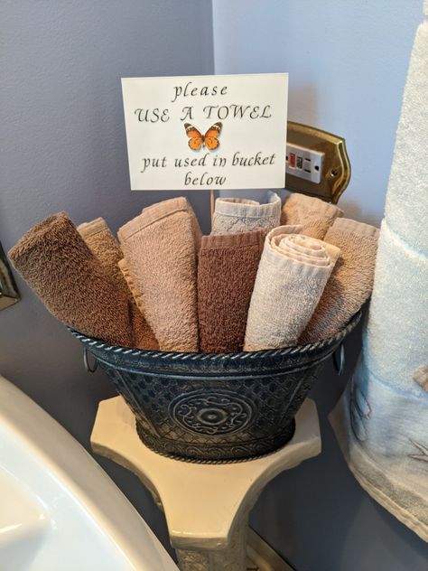 Hand Drying Ideas For Bathroom, Towel Basket, Eclectic Wall Art, Hand Towels Bathroom, Clean Towels, Wet Towel, Face Cloth, Drying Towels, Garbage Can