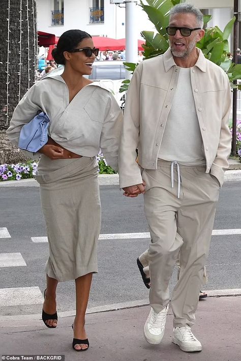 Clothes For Men Over 50, Old Money Couple, Money Couple, Tina Kunakey, Vincent Cassel, Couple Style, Mens Fashion Smart, Stylish Couple, Street Fashion Men Streetwear