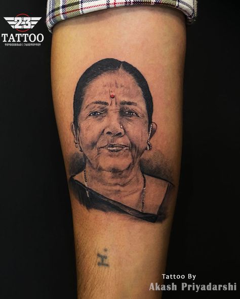 Mother portrait tattoo Mother Portrait, R Tattoo, Portrait Tattoo, Tatting, Tattoo Ideas, Tattoos