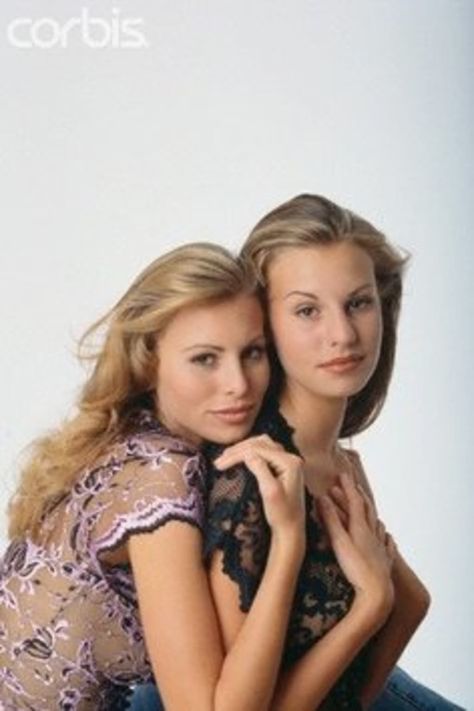 Dorothy Stratten, Krissy Taylor, Erin Taylor, Fashion 1990s, Celebrity Siblings, Niki Taylor, Hugh Hefner, Life Is Precious, Sharon Tate