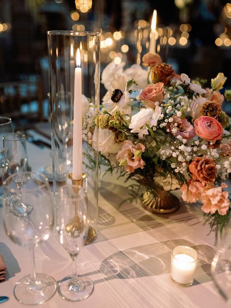 Romantic low wedding centerpiece in gold compote. Taper candles to surround. Tapered Candles Wedding Centerpieces, Tapered Candles Wedding, Candles Wedding Centerpieces, Round Table Wedding Decor, Round Table Wedding, Low Wedding Centerpieces, Romance Decor, Table Wedding Decor, Taper Candles Wedding