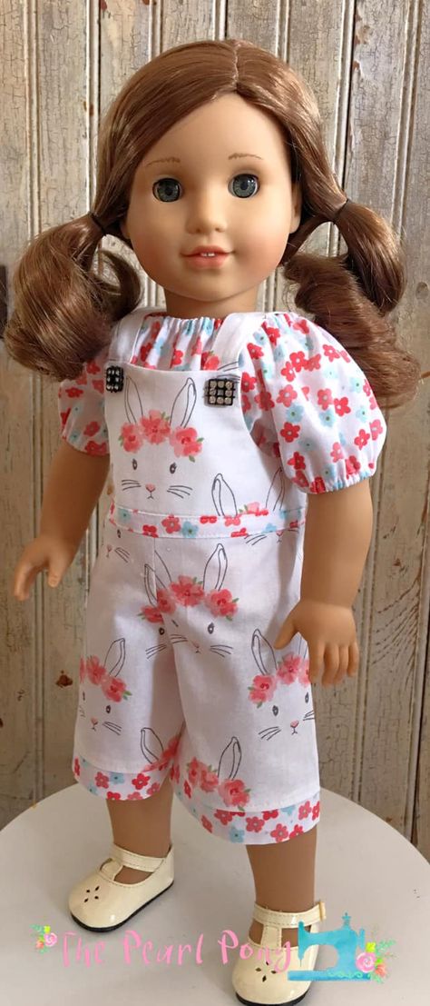 Our Generation Doll Sewing Patterns, Doll Overalls Pattern Free, American Girl Outfits, Baby Born Kleidung, Куклы American Girl, Doll Items, Doll Scenes, American Girl Patterns, America Girl