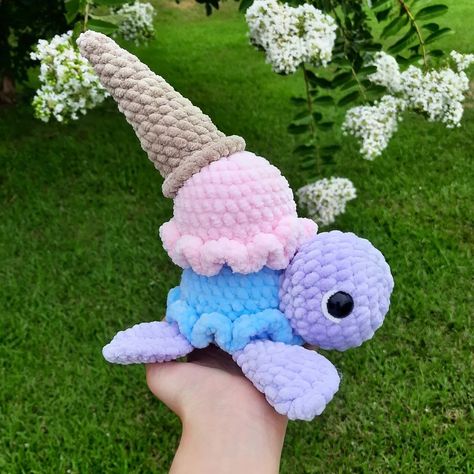 🍦🐢 Cotton candy Scoops found his forever home at my last market! What ice cream flavor should I do next? 🤔 Pattern by @happyturtlecrochet 💕 #crochet #crochetturtle #icecream #crochetlove #amigurumi #amigurumiturtle #crochetplush #crochetpattern #amigurumiplush Crochet Cotton Candy, Cotton Candy Crochet Pattern, Crochet Corn Plushie, Ice Cream Cone Amigurumi, Crochet Ice Cream Octopus, Crochet Turtle, Ice Cream Flavors, Cotton Candy, Ice Cream