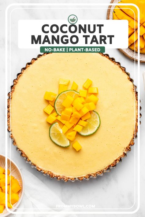 This No-Bake Coconut Mango Tart recipe is a tangy summer treat that’s packed with sweet, juicy mangos! A creamy, fruity dessert that’s full of flavor but 100% fuss-free and vegan! Easy to take to the next bbq or potluck! Try it this week! Tart Vegan, Mango Desserts, Chocolate And Raspberry Tart, Mango Tart, Mango Pie, Fruity Dessert, Vegan Tarts, Mango Dessert Recipes, Coconut Tart