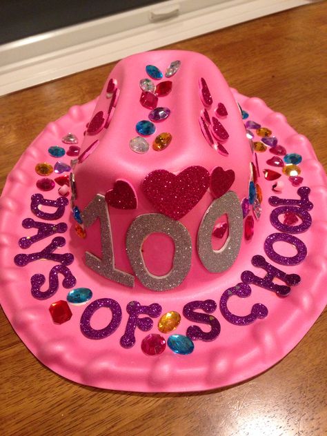 100 Days of School Idea 100 Day Of School Hat Ideas, 100th Day Of School Hat Ideas, 100 Days Of School Hat Ideas, 100 Days Of School Headband, 100 Days Of School Hat, 100 Days Of School Crown, 100 Days Of School Gumball Machine, 100 Days Of School Pom Pom Shirt, 100 Días De Clases