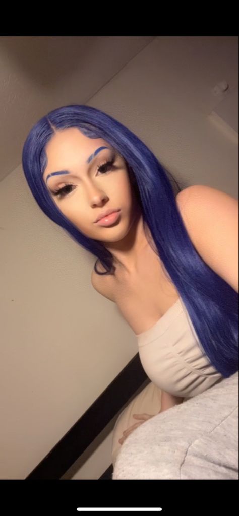 Blue Hair And Eyebrows, Eyebrow Slits Baddie, Blue Eyebrows, Eyebrow Slits, Makeup Drawing, How To Draw Eyebrows, Alt Outfits, Alt Girl, Hair Stylist Life