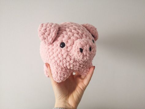 Rooster Amigurumi, Piggy Pillow, Chunky Yarn Patterns, Pig Crochet, Pig Plushie, Bernat Baby Blanket Yarn, Pig Pattern, Animal Amigurumi, Crochet Pig