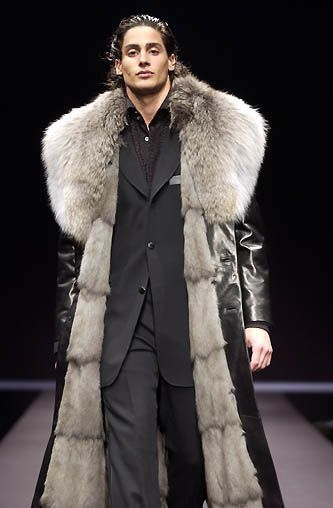 Male High Fashion, Fur Coat Men, Fur Outfit, Mens Fur Coat, Genderless Fashion, Mens Fur, Stylish Mens Outfits, Contemporary Outfits, Mens Winter Fashion