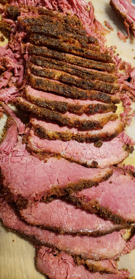 Smoked Pastrami Recipe, Smoked Corned Beef Brisket, Homemade Pastrami, Pastrami Recipe, Smoked Corned Beef, Grilled Beef Tenderloin, Brisket Flat, Beef Tenderloin Recipes, Corned Beef Brisket