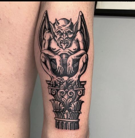 Tatoo Styles, Gargoyle Tattoo, Woodcut Tattoo, American Traditional Tattoo Ideas, Traditional Tattoo Ideas, Flash Tattoo Designs, Traditional Tattoo Design, Classic Tattoo, Desenho Tattoo