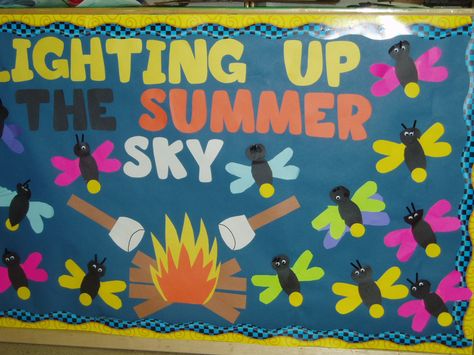 summer bulletin board Travel Bulletin Boards, August Bulletin Boards, Office Bulletin Board Ideas, Summer Bulletin Board, Seasonal Bulletin Boards, Office Bulletin Boards, Elementary Bulletin Boards, Daycare Classroom, Summer Bulletin Boards