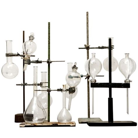 Juniper Aesthetic, Skin Ceuticals, Chemistry Lab Equipment, Mad Scientist Lab, Scientific Instruments, Chemistry Lab, Chemistry Labs, E Mc2, Beakers