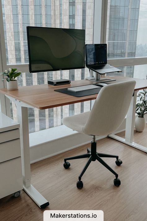 Standing Desk Setup Minimalistic Home Office, Minimal Office Desk, Standing Desk Setup, Montessori Playroom Ideas, Desk Minimalist, Minimal Desk Setup, Productive Office, Minimalistic Home, Home Office Set Up