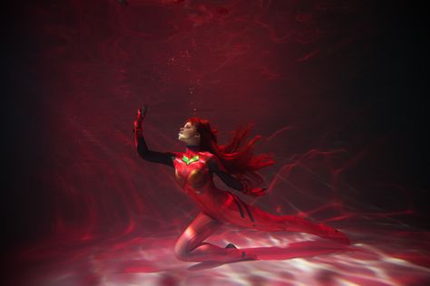 Cosplay asuka Langley evangelion underwater photo shoot Underwater Cosplay, Cosplay Photoshoot, Asuka Langley, Universal Language, Underwater Photos, Photoshoot Inspo, So Creative, The Ordinary, Photo Shoot