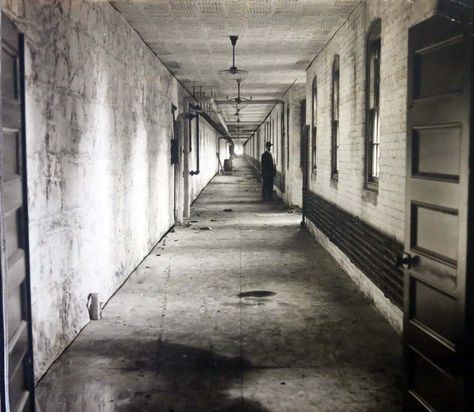 Corridor over 1.3 miles long, Overbrook Asylum Old Asylum Aesthetic, Asylum Aesthetic, Asylum Room, Hospital Core, Horror Core, Ahs Asylum, Electro Shock, Lunatic Asylum, Mental Asylum