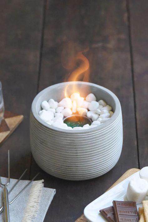 DIY Tabletop Fire Pit - Mighty Mrs | Super Easy Recipes Diy Tabletop Fire Pit, Tabletop Fire Bowl, Diy Tabletop, Smores Dip, Smores Bar, Tabletop Fire Pit, Smores Dessert, Tabletop Fireplaces, Wooden Containers