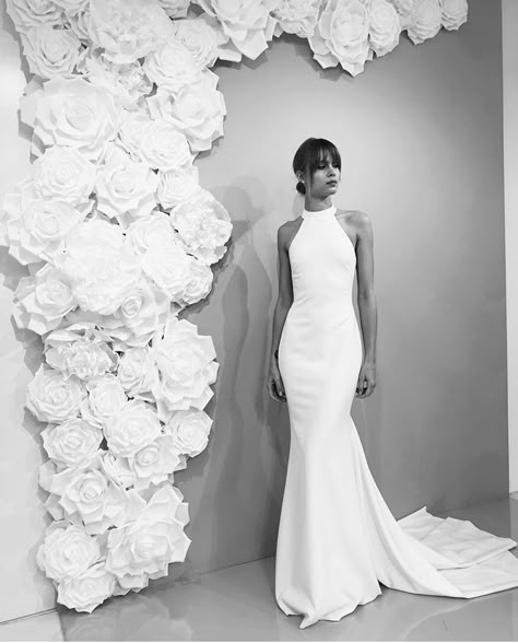 High Neck Classic Wedding Dress, Halter Neck Midi Wedding Dress, High Neck Wedding Dress With Veil, Halter Wedding Dress With Veil, Halter Wedding Dress With Gloves, Halter Satin Wedding Dress, Halter Wedding Dress Simple, Boatneck Wedding Dress, Horrible Wedding Dress