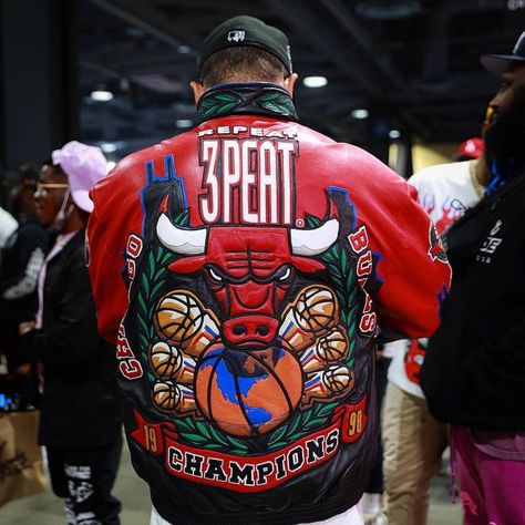 Chicago Bulls Champions Jacket By Jeff Hamilton . . . . . #jacket #jackets #jacketmurah #jacketjeans #jacketpotato #jacketbomber #jacketcouple #jacketcewek #jacketph #jacketanak #jacketbalap #jacketcowok #jacketteam #jacketstyle #jacketkoyaksociety #jacketwanita #jacketweather #jacketcowo #jacketparka #jacketsecond #jacketbandung #jacketcewe #jacketsph #jacketpria #jacketimport #jacketpasangan #jacketmalaysia #jacketadidas #jacketbaseball #jacketdc Chicago Bulls Outfit, Chicago Bulls Jacket, Vintage Jacket Outfit, Bulls Jacket, Baseball Jacket Outfit, Jeff Hamilton, Graphic Jackets, Vintage Street Fashion, Wu Wear