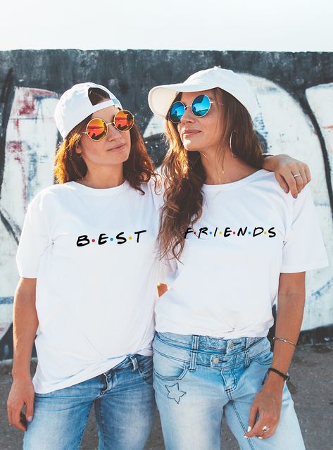 best friends, friends, friend, man, woman, for man, couple, set, outfit, matching set, gift for friends, gift for, anniversary gift, matching couple Bestie Jokes, Bff Clothes, Bff Sweatshirts, Best Friend Matching Shirts, Friendship Shirts, Best Friend T Shirts, Bff Shirts, Matching Outfits Best Friend, Best Friend Match