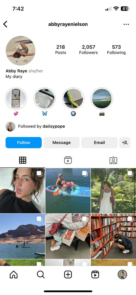 Instagram Profile Themes Ideas, Ig Feed Ideas Ig Feed Ideas Layout, Aesthetic Instagram Feed Ideas Vintage, Instagram Page Ideas, Ig Feed Ideas Layout Vintage, Aesthetic Instagram Feed Ideas Beach, Insta Dump, Feed Layout, Best Instagram Feeds