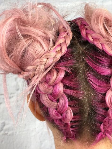 Summer Festival Hair, Festival Hair Braids, Rave Braids, Festival Hairstyles, Festival Braids, Dj Night, Rave Hair, Boxer Braids, Unicorn Outfit