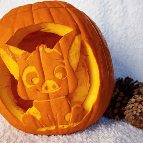 Pua the pig from Moana. Halloween. Pumpkin carving. Disney. Winnie The Poo Pumpkin Carving, Hei Hei Pumpkin Carving, Pumpkin Carving Designs Disney, Pua Pumpkin Carving, Pumpkin Carving Ideas Cute Disney, Pig Pumpkin Carving Ideas, Cute Pumpkin Carving Ideas Disney, Pumpkin Carving Ideas Disney Easy, Moana Pumpkin Carving