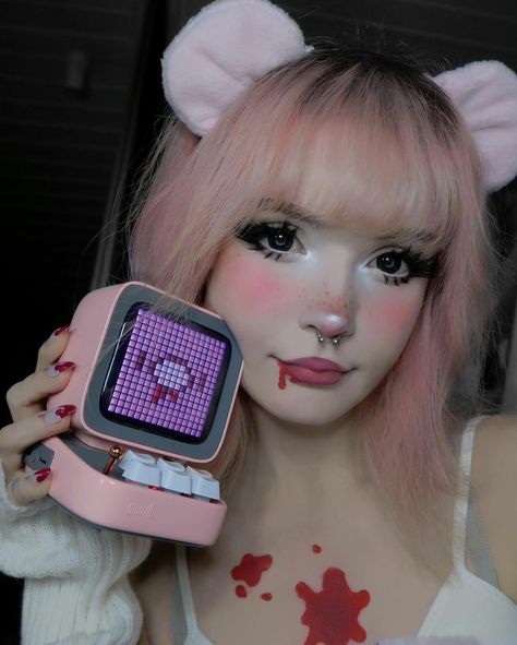 Bear Makeup Look, Bear Makeup, E Girl Aesthetic, Gloomy Bear, Dressing Up, Makeup Inspo, Aesthetic Girl, Maquillaje De Ojos, Bluetooth Speaker