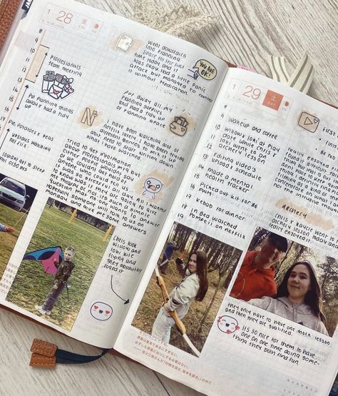 Hobonichi Ideas Inspiration, Daily Journaling Layout, Hobonichi Cover, Hobonichi Cousin Daily Layout Ideas, Hobonichi A6, Hobonichi Cousin Daily Pages, Minimalist Hobonichi, Hobonichi Planner Cousin, Hobonichi Techo Cousin