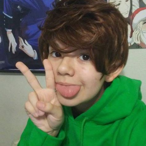 #EddsworldCosplay Eddsworld Cosplay, Matt Eddsworld, Aphmau Characters, Eddsworld Memes, Eddsworld Comics, Red Army, Fictional Crushes, Cute Cosplay, Best Cosplay