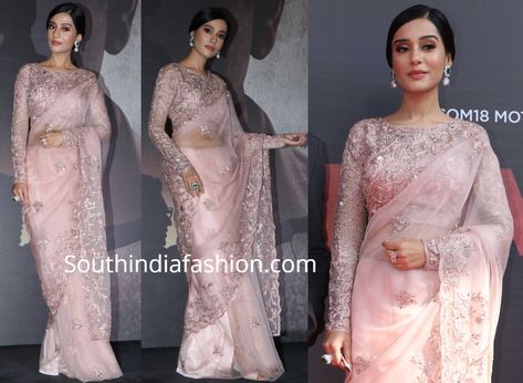 Organza Blouse Designs, Organza Saree Blouse Designs, Full Sleeves Blouse Designs, Pink Organza Saree, Amrita Rao, Full Sleeves Design, Peach Saree, Full Sleeve Blouse, Long Gown Dress