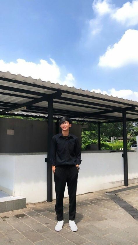 Ootd Cowo Simple, Ootd Cowok Casual, Ootd Cwo, Outfit Cowo, Outfit Cowok, Kpop Fashion Men, Trendy Boy Outfits, Mens Trendy Outfits, Mens Casual Dress Outfits