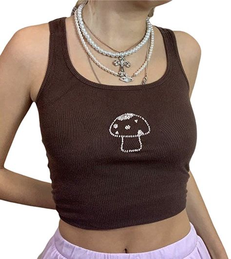 It also comes in other colours as well! Tank Top Y2k, Patchwork Crop Top, Goth Skirt, Girls Crop Tops, E Girl, Vintage Crop Tops, Top Streetwear, Crop Top Outfits, Crop Tank Top