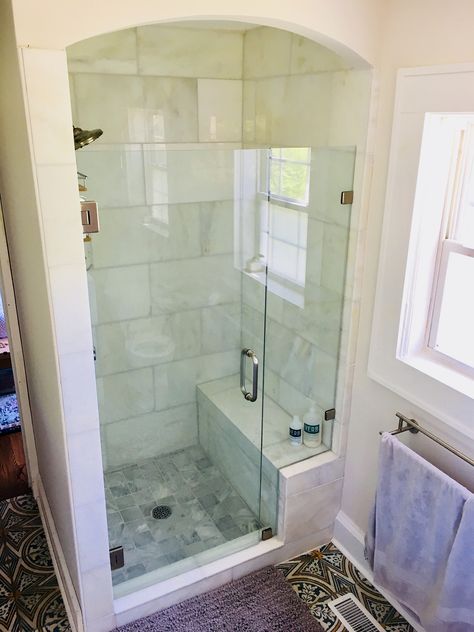 Tiny Shower With Bench, Shower Stall Glass Door, Small Shower Remodel With Bench, Shower Inclosers, Small Shower With Bench, Small Shower Bench, Shower Stall Ideas, Shower Booth, Shower Redo