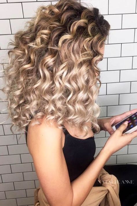 Regular Perm, Spiral Perm, Highlights Curly Hair, Wavy Curls, Blonde Curly Hair, Permed Hairstyles, Lace Hair, Short Curly Hair, Hair Colour