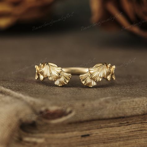 Wedding Band Nature Inspired, Nature Inspired Rings Engagement, Ginkgo Ring, Boho Wedding Band, Wedding Band Curved, Leaf Jewellery, Nature Inspired Wedding Ring, Open Wedding Band, Nature Wedding Ring