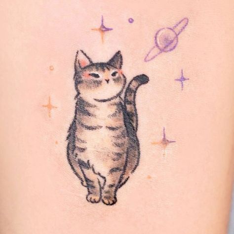 Cat Space Tattoo, Cat Space, Cute Cat Tattoo, Chat Kawaii, Cat Tattoos, Cat Tattoo Designs, Tattoo Cat, Cute Little Tattoos, Cute Tiny Tattoos