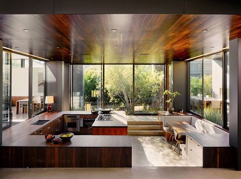 photography Sunken Kitchen, G Shaped Kitchen, Marmol Radziner, California Homes, Outdoor Living Areas, Open Kitchen, House Inspo, Outdoor Living Space, Great Rooms