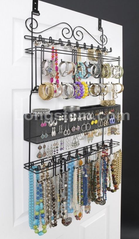 Over the Door Jewelry Organizer Organiser Son Dressing, Jewerly Organizer, Smart Tiles, Diy Jewelry Holder, Jewelry Organizer Wall, Jewelry Rack, Ideas Para Organizar, Jewelry Tips, Jewelry Organizer Diy