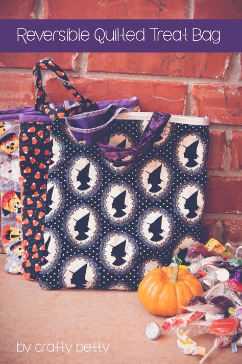 Reversible Quilted Trick-or-Treat Bag Quilt Layers, Straight Line Quilting, Tote Bags Sewing, Halloween Treat Bags, Quilted Tote Bags, Quilt Batting, Bag Sewing, Quilting Rulers, Halloween Bags