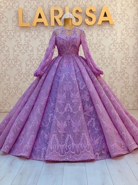 Barbie Gown, Designer Suits For Wedding, Ootd Idea, Bridal Hijab, Dresses Fancy, Simple Frocks, Wedding Dress Outfit, Reception Gown, Indian Bride Outfits