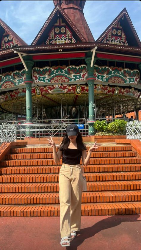 Dufan Outfit Ideas, Outfit Ke Dufan, Ootd Dufan, Dufan Jakarta, Staycation Outfits, Filipina Fashion, Ootd Foto, Ootd Non Hijab, Life In Usa