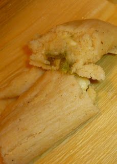 Chili And Cheese Tamales, Chili Cheese Tamales, Cheese Tamales Recipe, Authentic Tamales Recipe, Cheese Tamales, Corn Tamales, Green Chile Recipes, Tamale Recipe, I'm Crazy